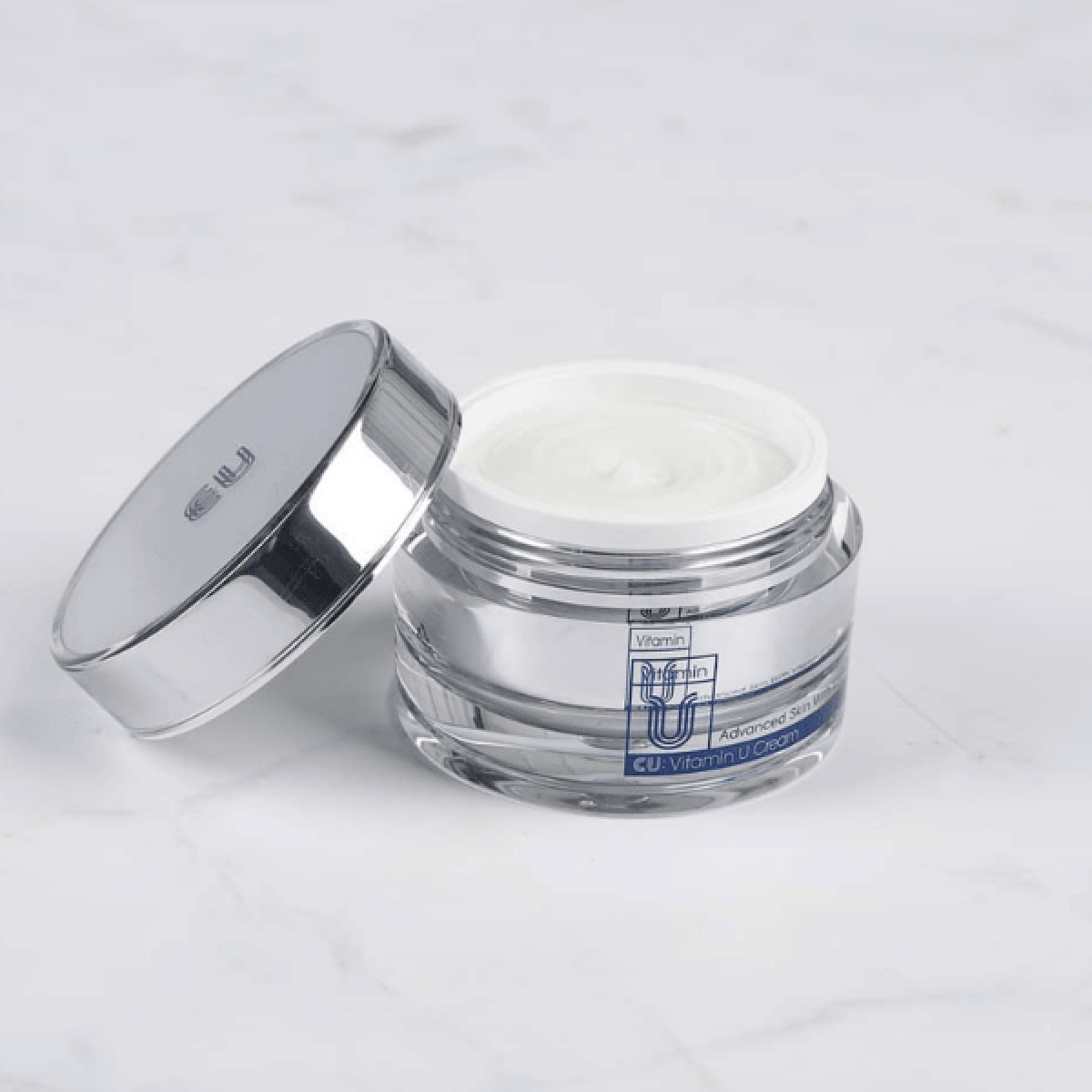 Антивіковий крем з волюфіліном Vitamin U cream