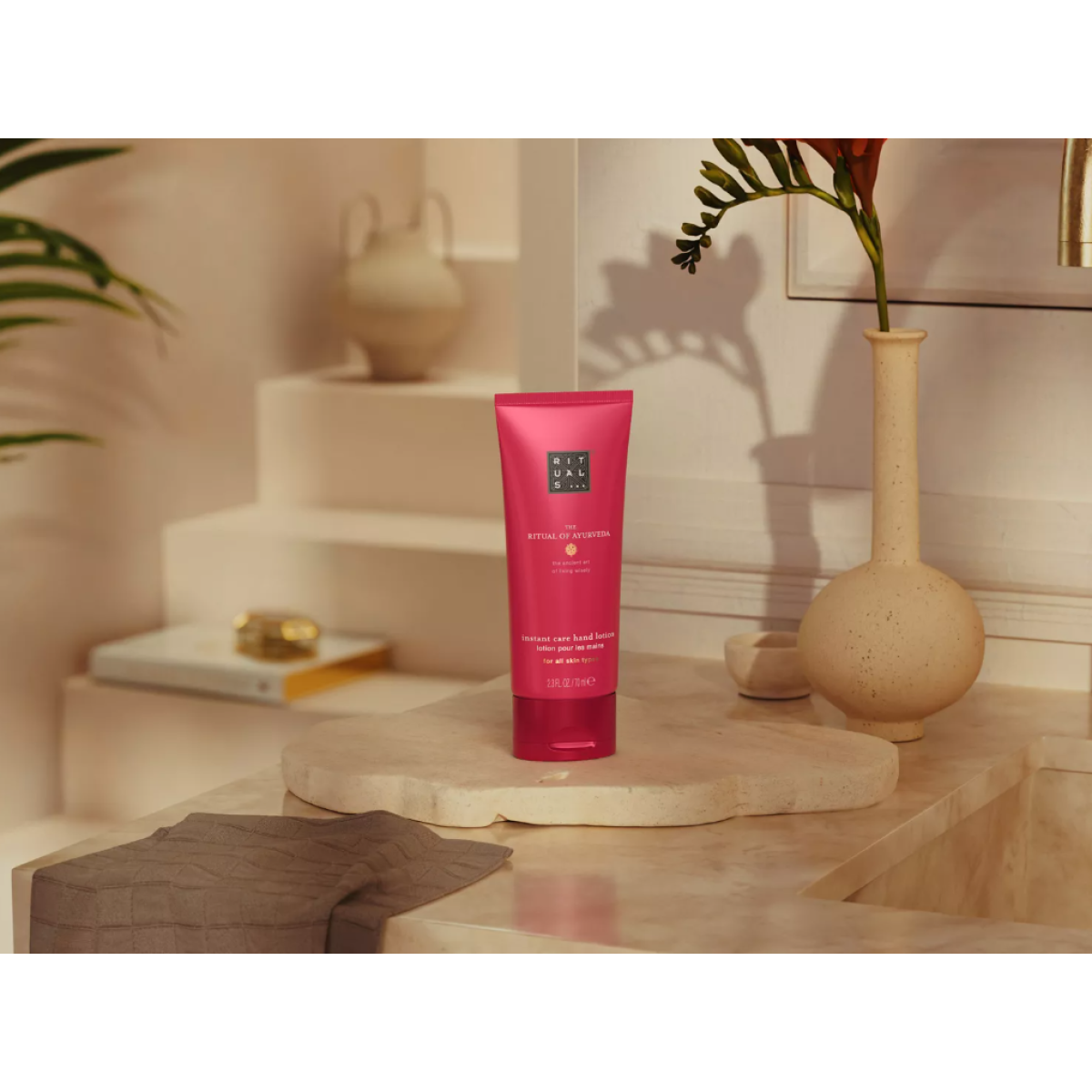 Відновлюючий бальзам для рук Hand balm tube ayurveda