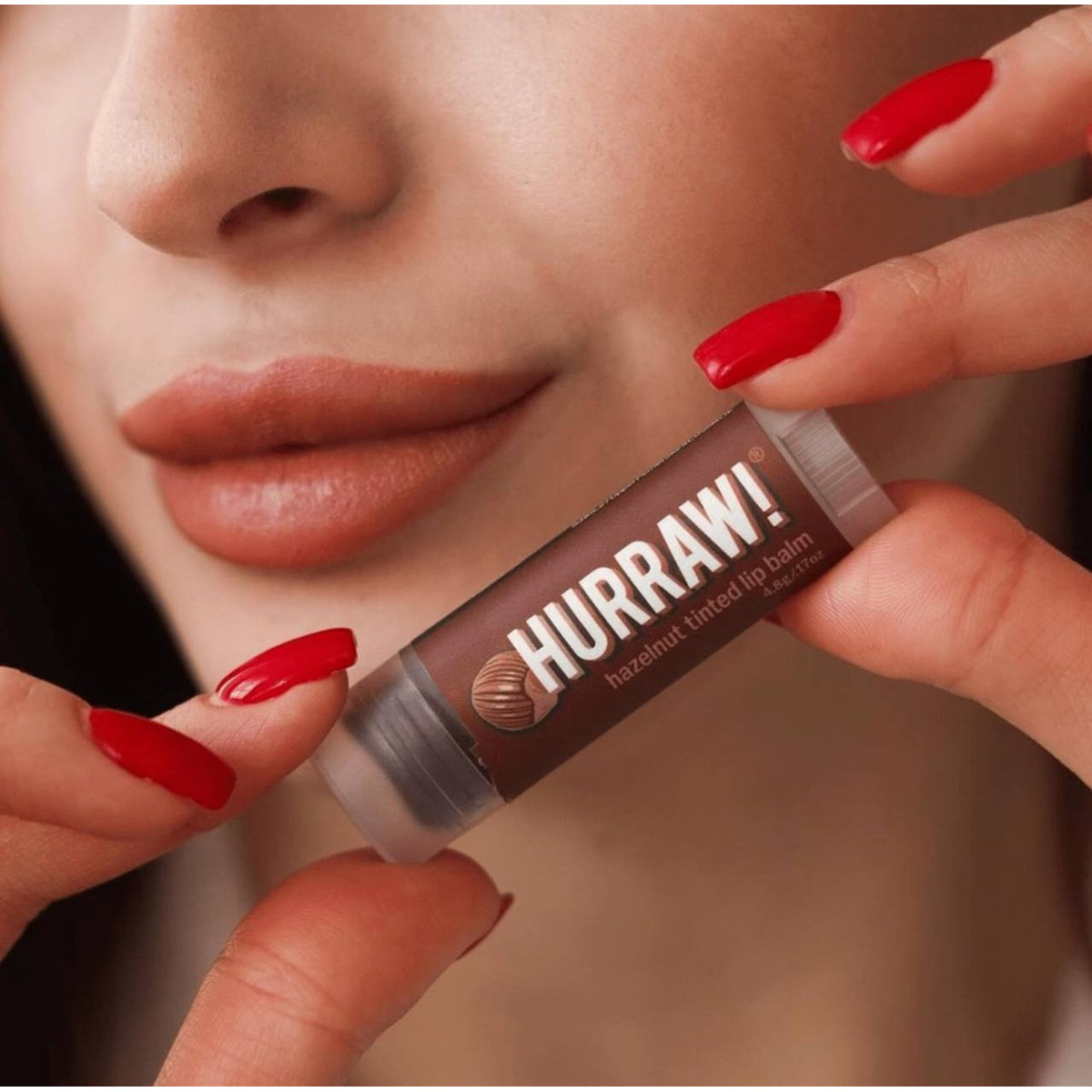 Бальзам для губ з ароматом горіху Lip balm stick Hazelnut