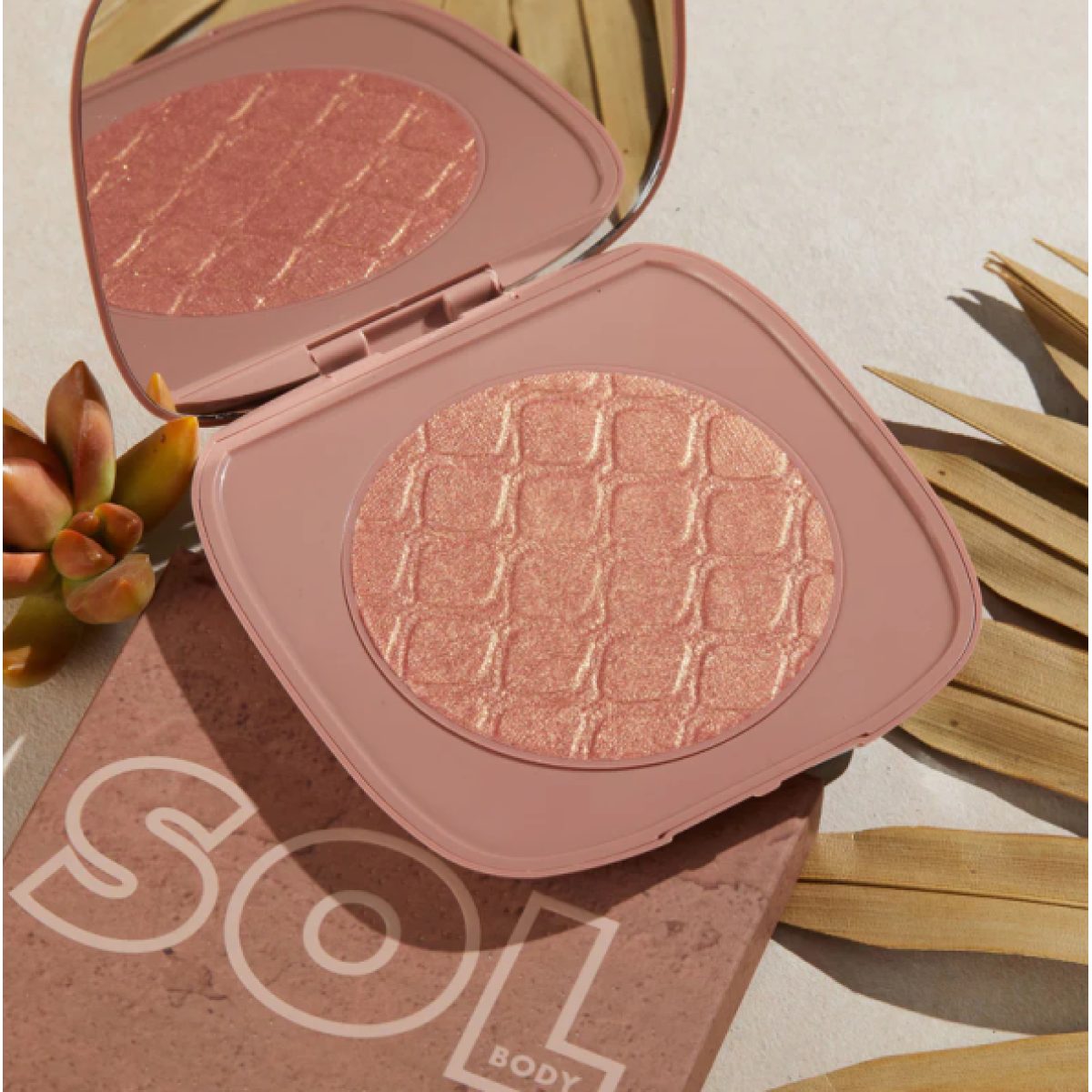 Пудровий хайлайтер для тіла Sol body shimmering powder Fire up
