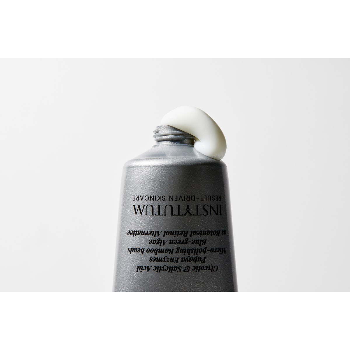 Пілінг для обличчя потрійної дії Triple action resurfacing peel