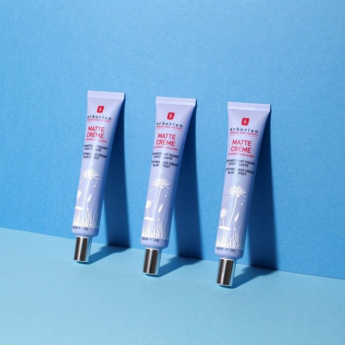 База під макіяж з матуючим ефектом у міні форматі Matte cream travel size
