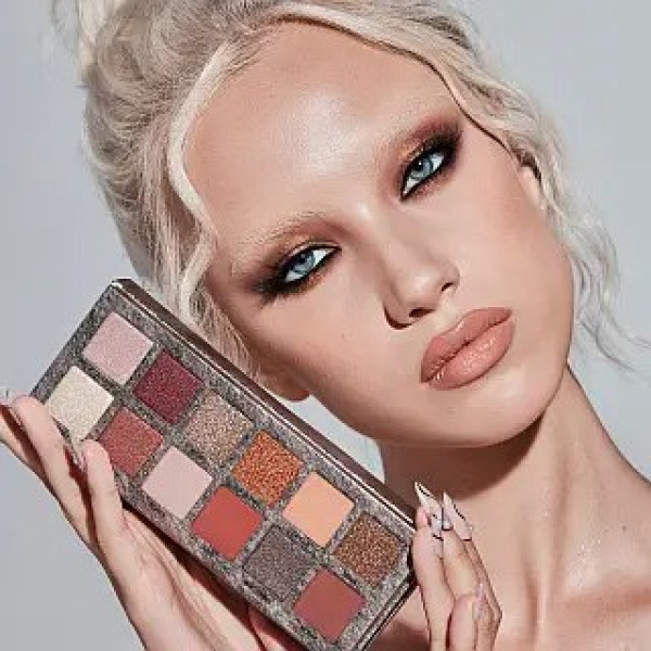 УЦІНКА1 Палітра тіней Eyeshadow palette Rose metals