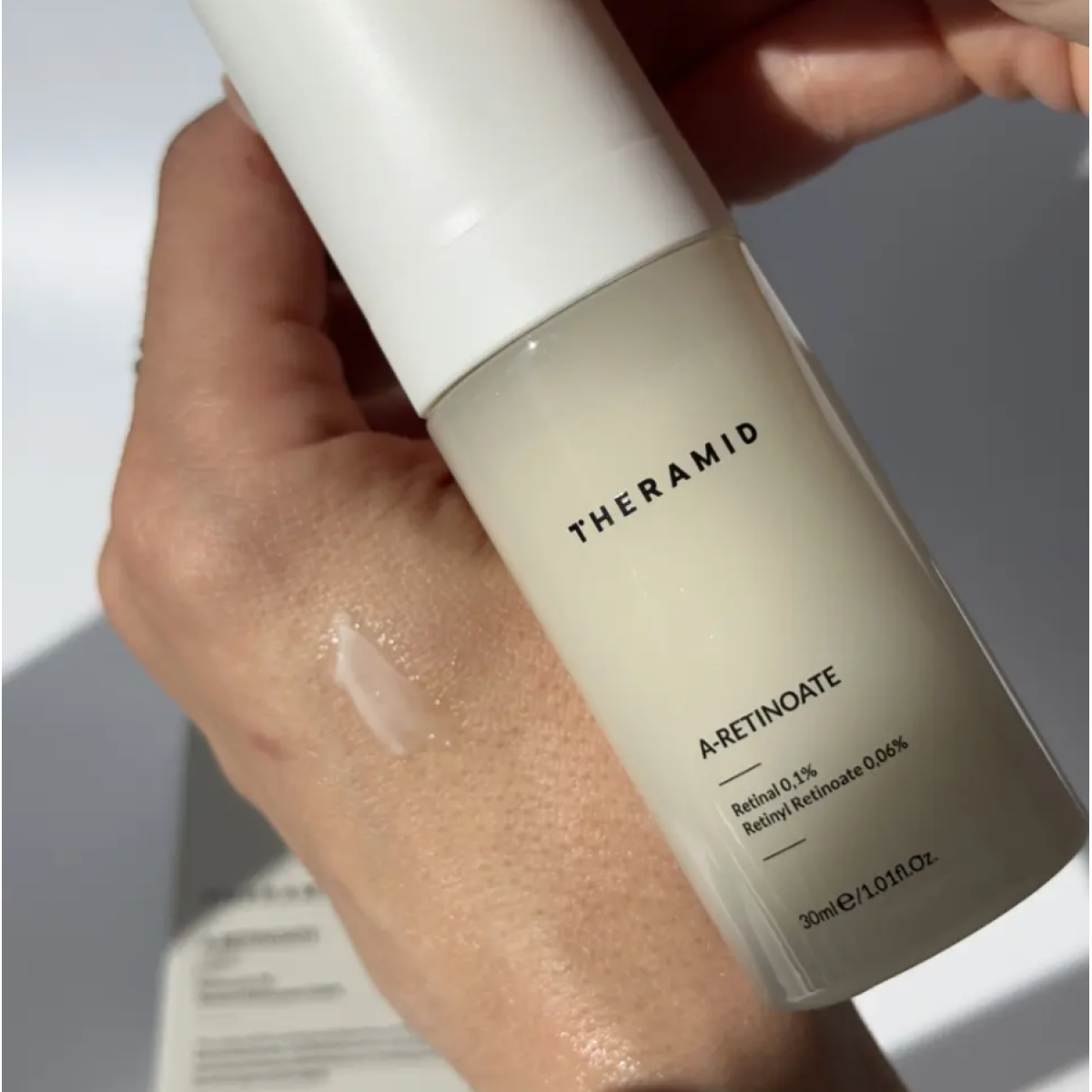 Антивіковий серум з ретинолом у міні форматі A retinyl-retinoate treatment travel size