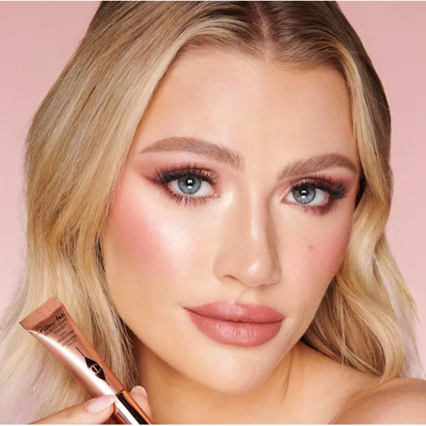 Набір для макіяжу Pillow talk iconic lip and cheek kit pillow talk
