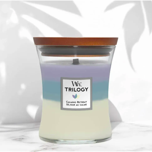 Ароматична свічка з ароматом Medium trilogy candle Calming retreat
