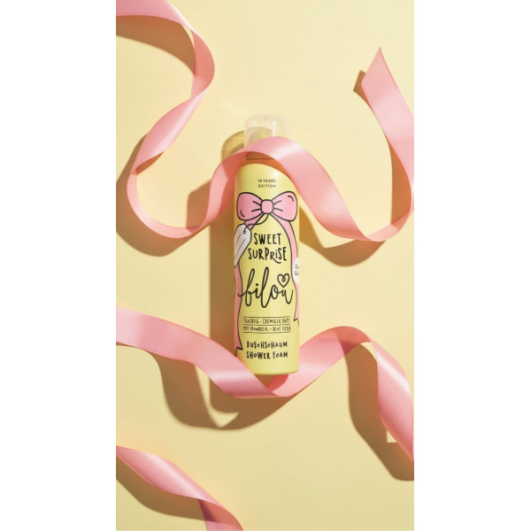 Пінка для душу з фруктовим ароматом Shower foam Sweet surprise