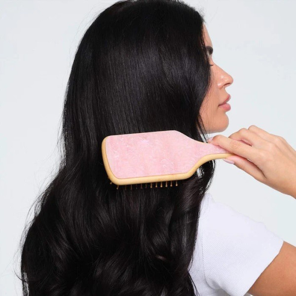Бамбукова щітка для волосся Bamboo paddle brush in pink chantilly