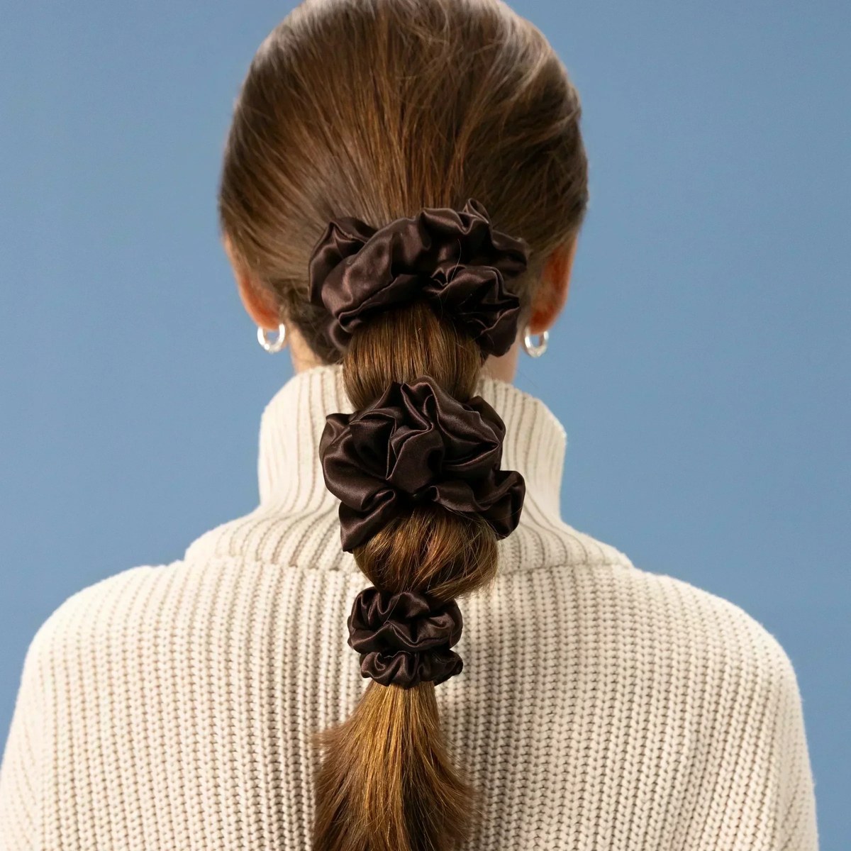 Шовкова резинка середнього розміру Silk scrunchie midi Brown