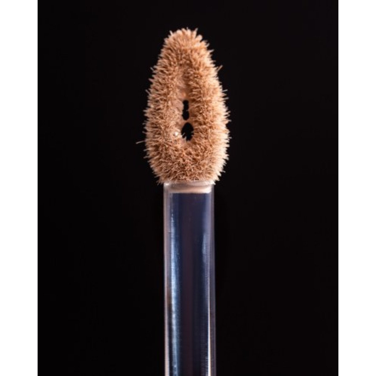 Рідкі тіні для очей Silky matte tint 01 Soft beige