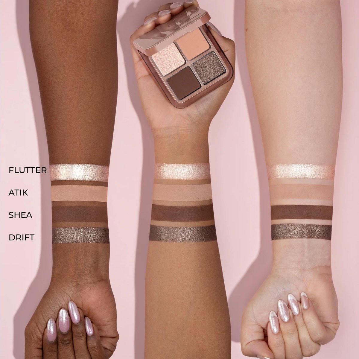 Палетка тіней Eyeshadow palette luxe glam compact Nude