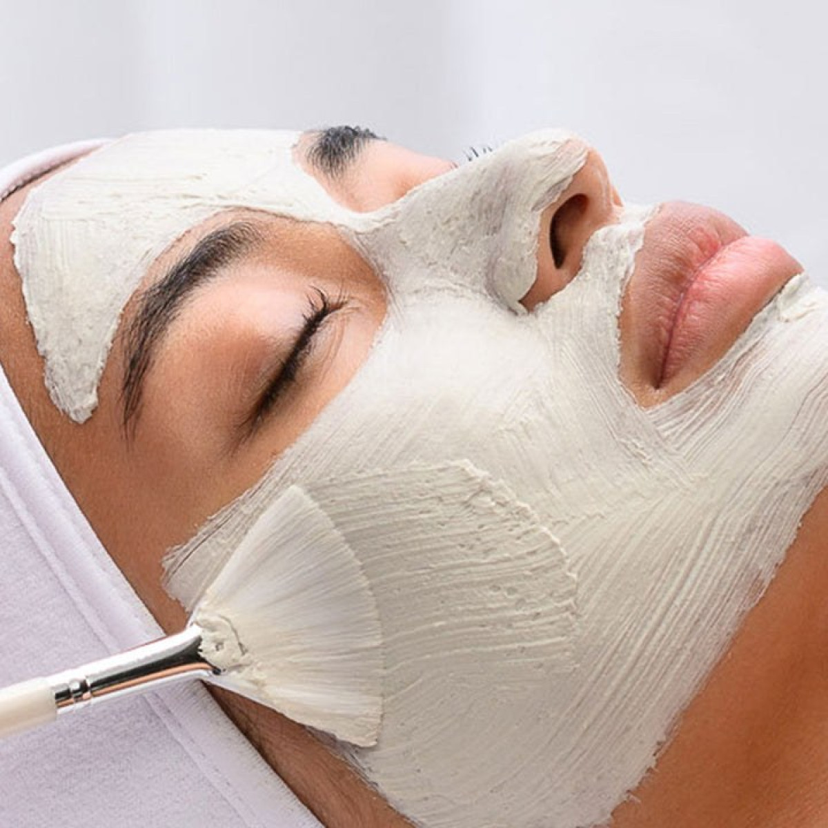 Очищуюча та вирівнююча маска з миттєвим ефектом Miracle mask