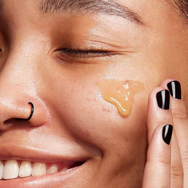 Нічна кислотна сироватка для обличчя Mandelic advanced pigmentation corrector night serum