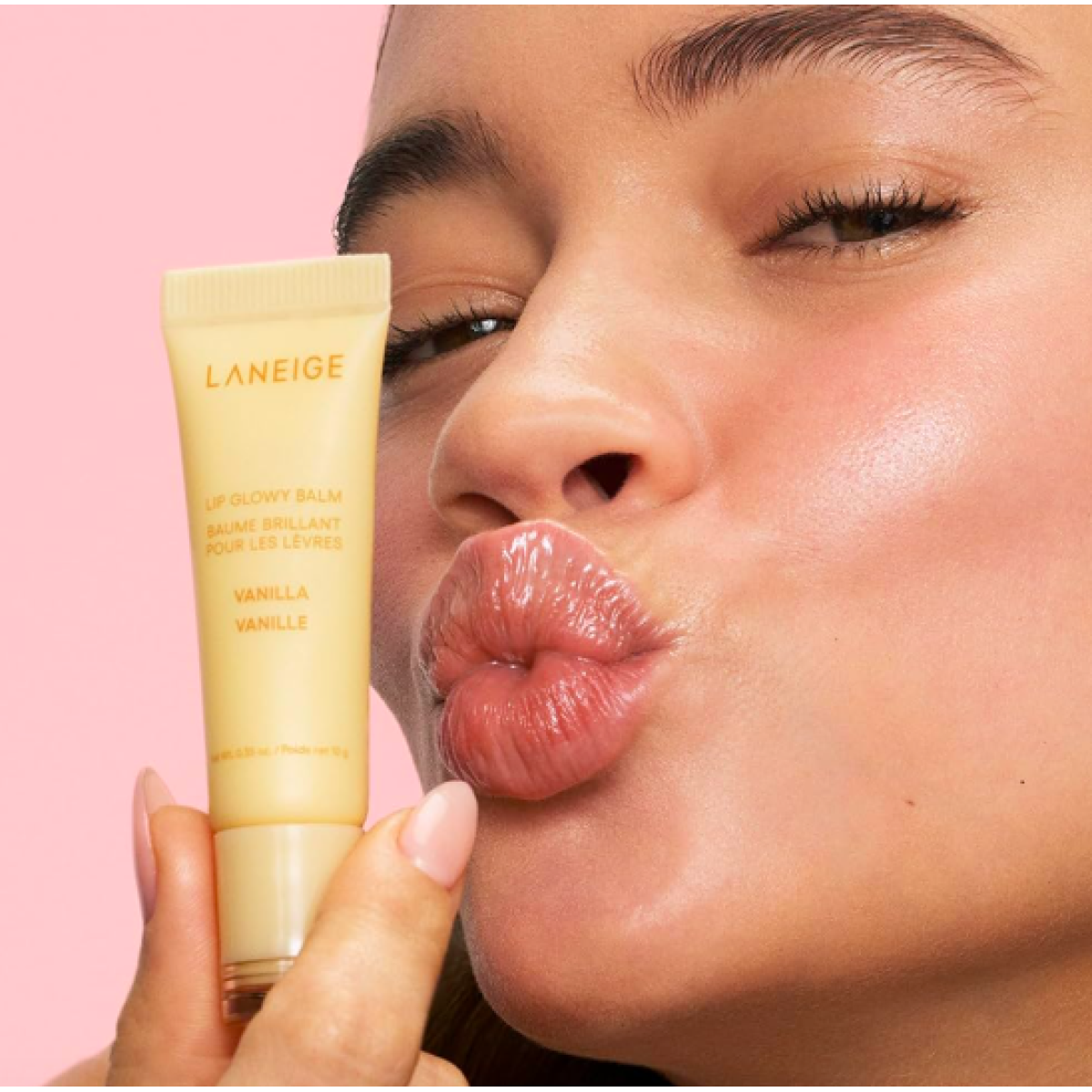 Бальзам для губ Lip glowy balm Vanilla