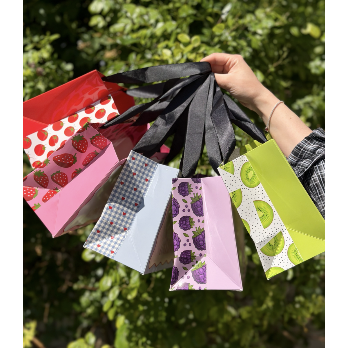 Подарунковий пакет середнього розміру Medium gift bag Kiwi