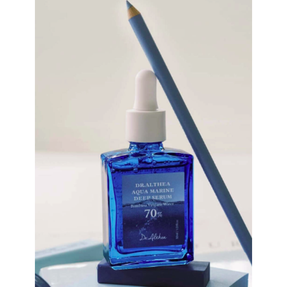Заспокійлива та зволожувальна сироватка Aqua marine deep serum