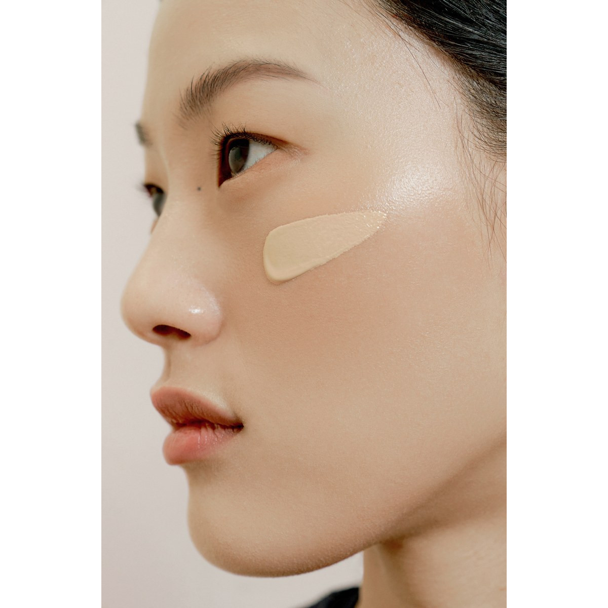 Багатофункціональний ВВ-крем у міні форматі Daily defense supple blemish cream Ivory beige
