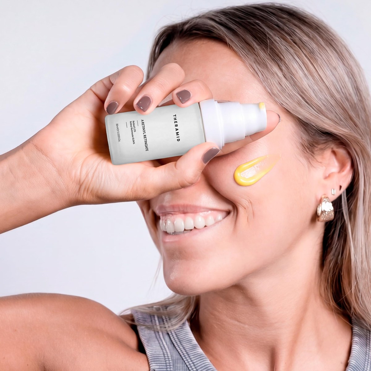 Антивікова сироватка з Ретиніл Ретиноатом A-retinyl retinoate